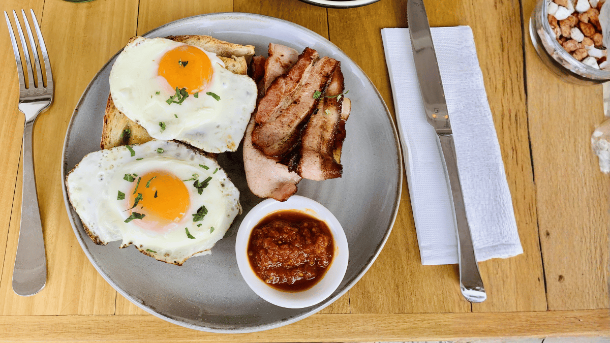 buttered-toast-bacon-heart-health